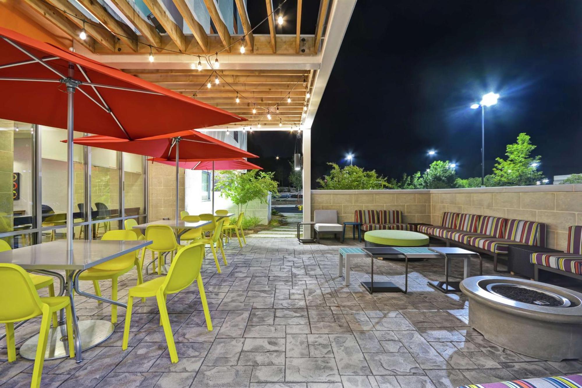 Home2 Suites By Hilton Atlanta Лития-Спрингс Экстерьер фото